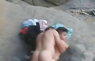 XXX Des video amareur gratuit mignonnes sexy se lèchent et se caressent des corps magnifiques à l'extérieur