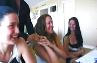 XXX Asie Schlampe Kim wird bei der Arbeit film porno amateur allemand gefickt