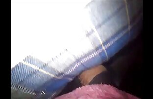 Une salope rousse suce une grosse bite dure pour une caméra film porno amateur en POV